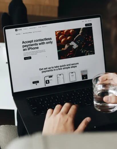 sumup-nK9w3J8cSxU-unsplash